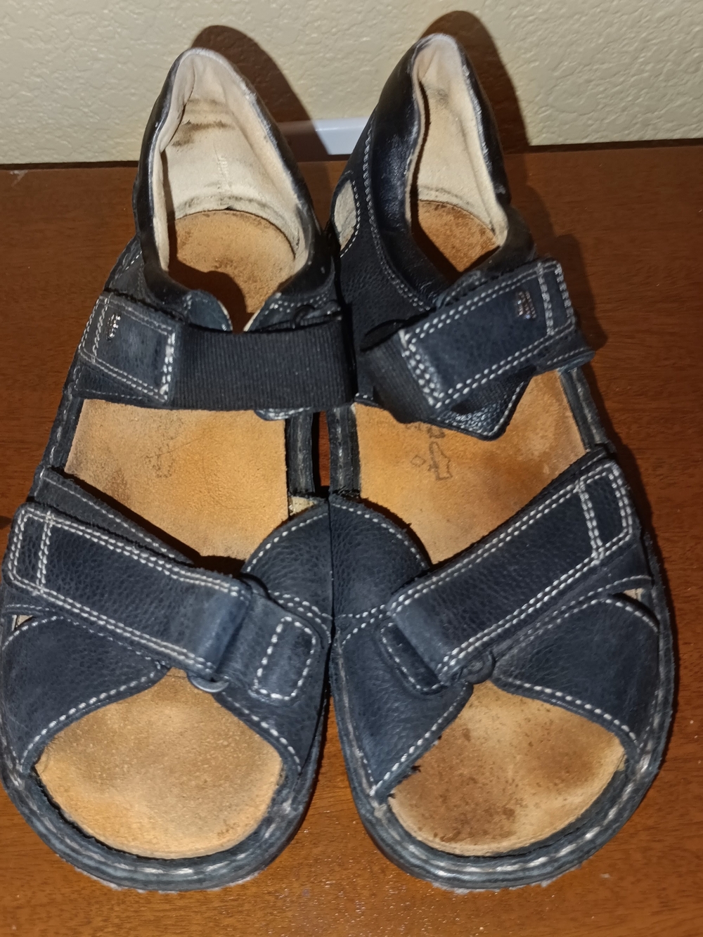 Finn Comfort Samara Sandal Size 39/8.5